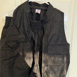 Black Sleeveless Vest